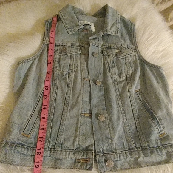 Old Navy Jean Vest - Picture 5 of 6